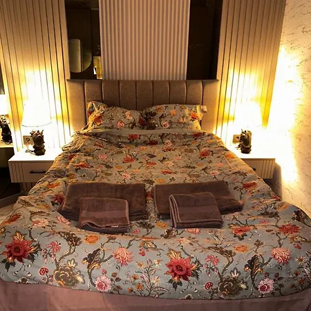 Apartament The World Is Yours 1 *